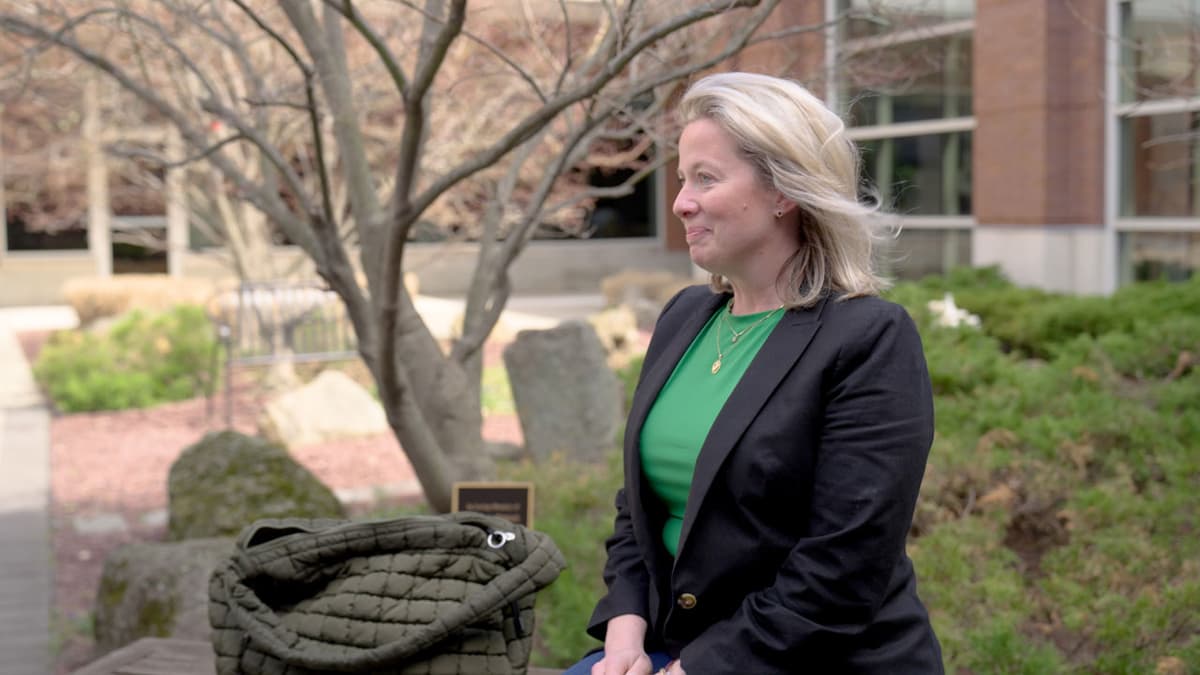 Empiece vídeo: Kaitlin’s Story: 37 and Diagnosed with Colorectal Cancer