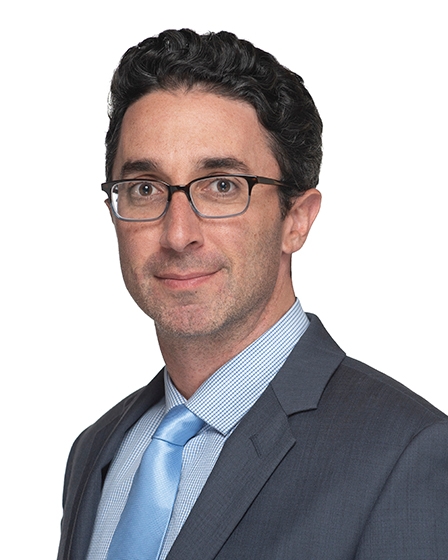 Damien Davis, MD Headshot