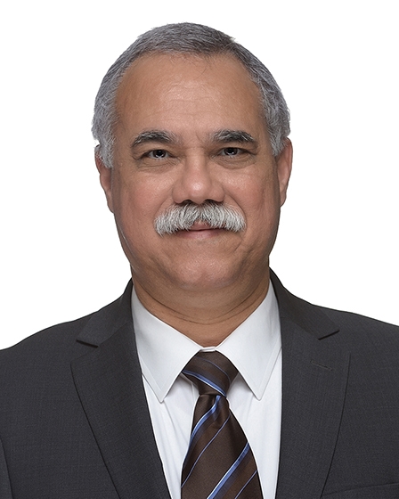 Juan Desueza, MD Headshot