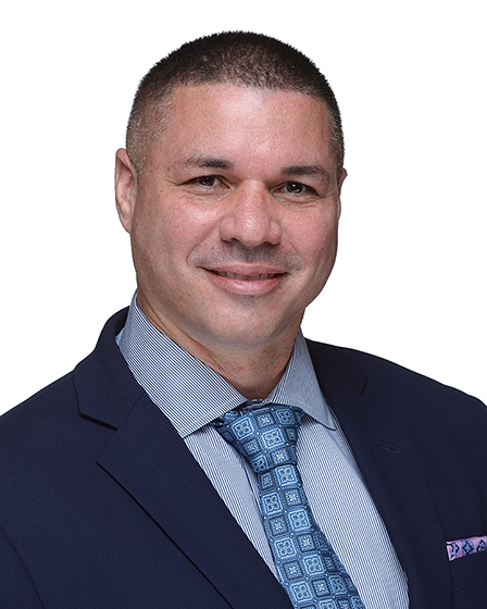 Robert La Bril, MD Headshot